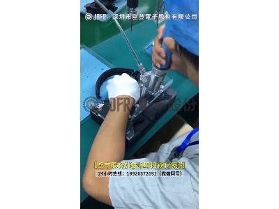 手持式鎖螺絲機(jī)-運(yùn)動耳機(jī)鎖付案例