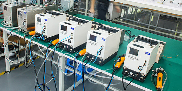 全自動鎖螺絲機(jī)廠家哪家好，選堅豐電子